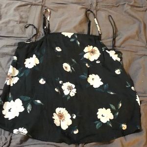 Kendall & Kylie Blue Floral Tank blouse